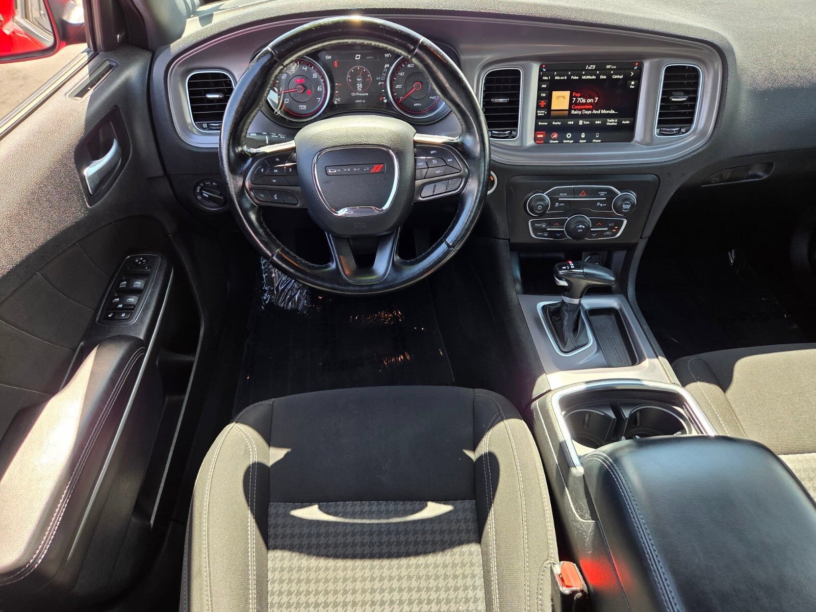Used 2023 Dodge Charger SXT RWD image 12