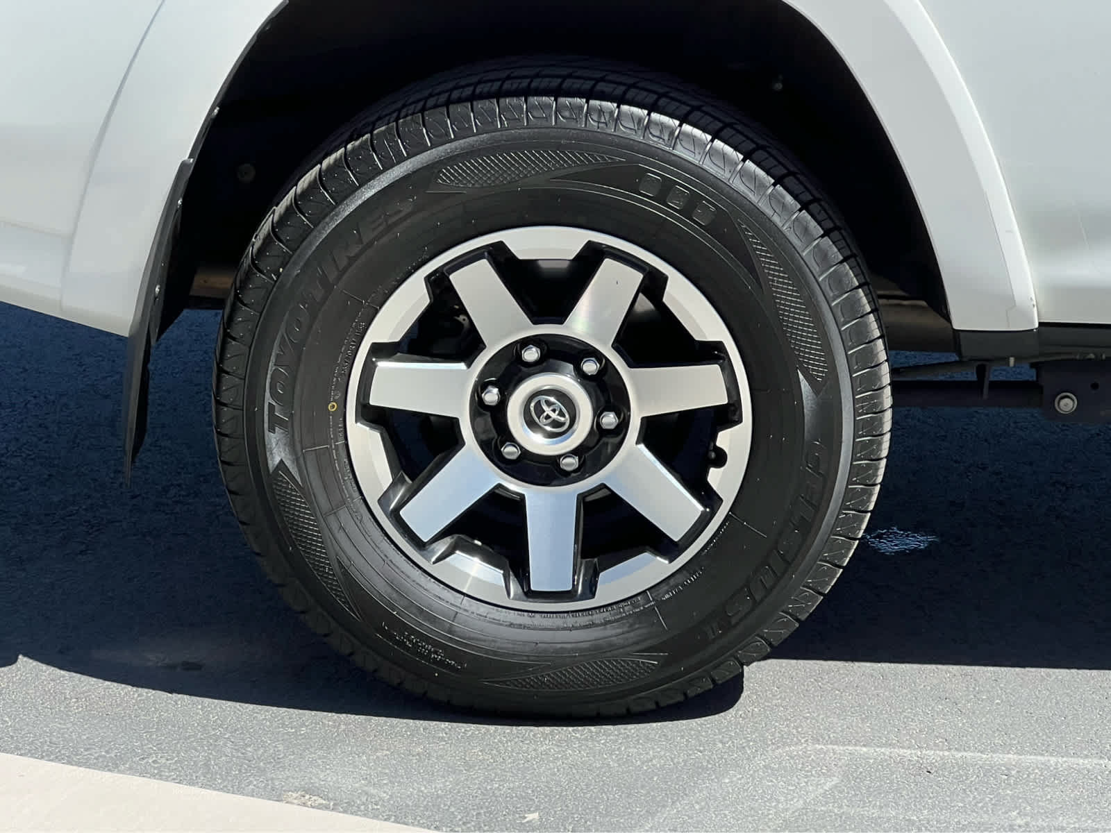 Used 2023 Toyota 4Runner TRD Off-Road Premium w/ Off Road Premium Plus Package AWD/4WD image 15