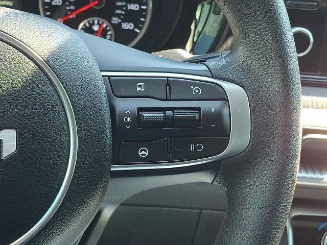 Used 2022 Kia K5 LXS image 22