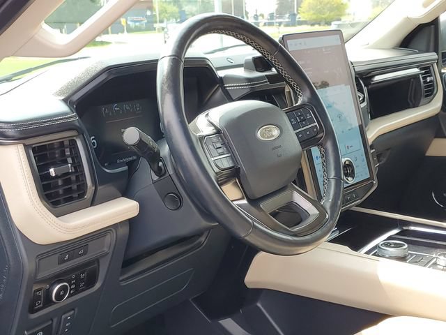 Certified 2023 Ford Expedition Max Platinum AWD/4WD image 12