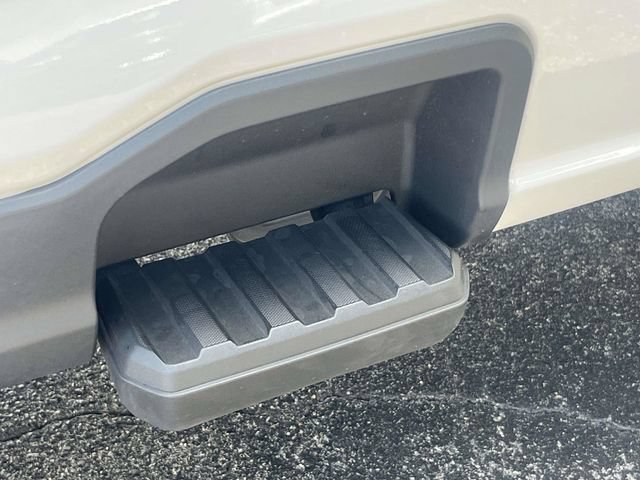 Certified 2026 Ford F250 XL w/ XL Chrome Package RWD image 13