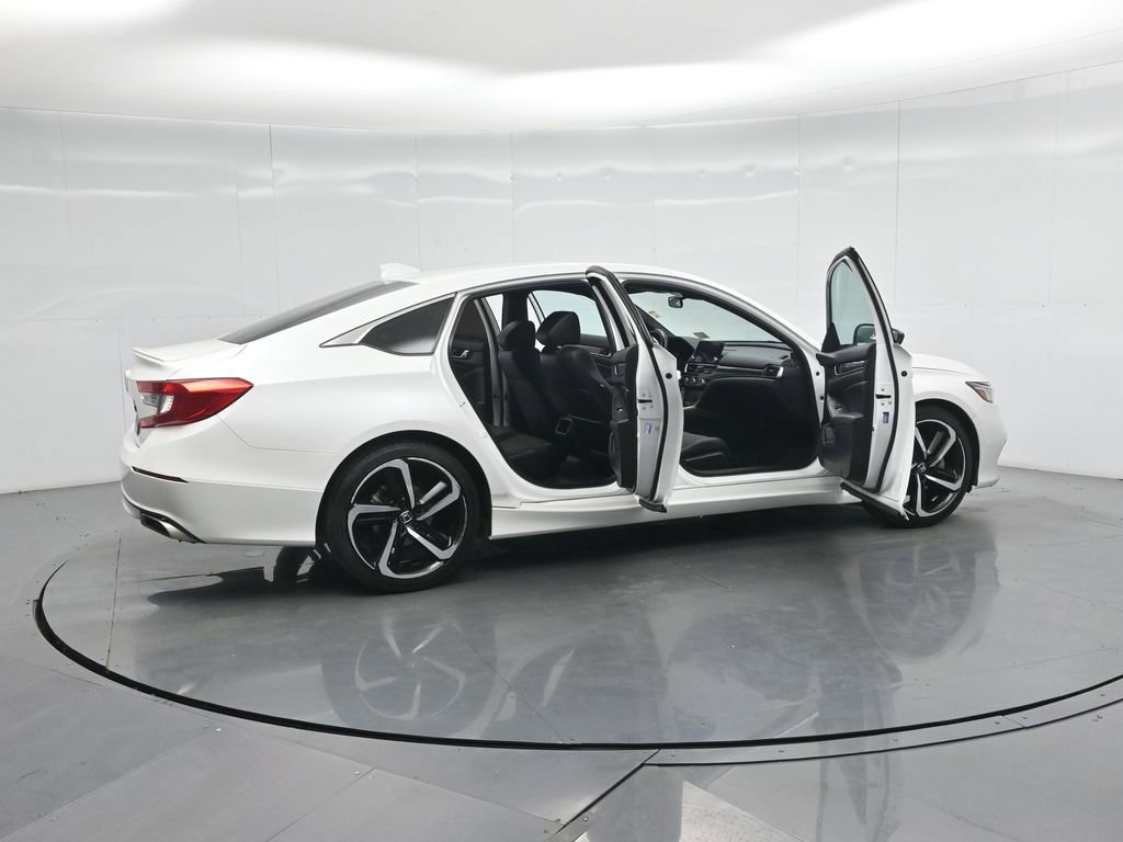 Used 2020 Honda Accord Sport image 4