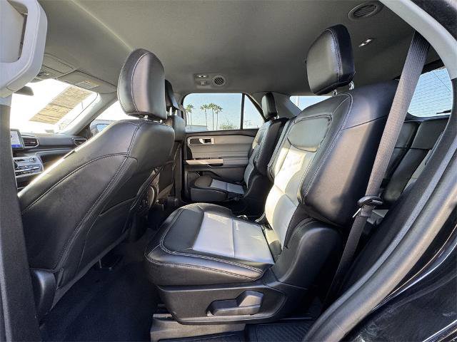Certified 2022 Ford Explorer XLT w/ Equipment Group 202A image 15
