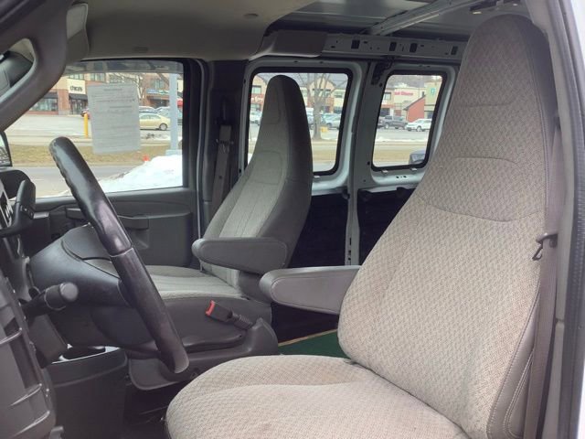 Used 2019 Chevrolet Express 2500 w/ Driver Convenience Package RWD image 11