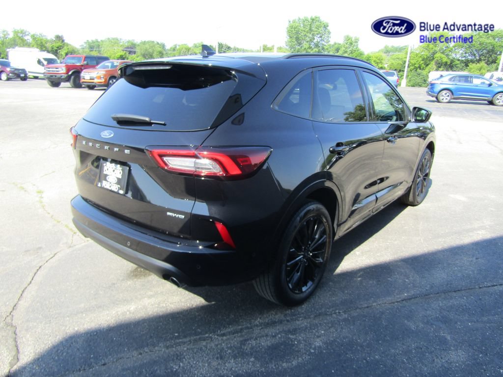 Certified 2024 Ford Escape ST-Line Elite w/ Premium Technology Package AWD/4WD image 7