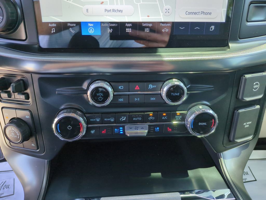 Certified 2025 Ford F150 Lariat w/ Equipment Group 502A High image 30