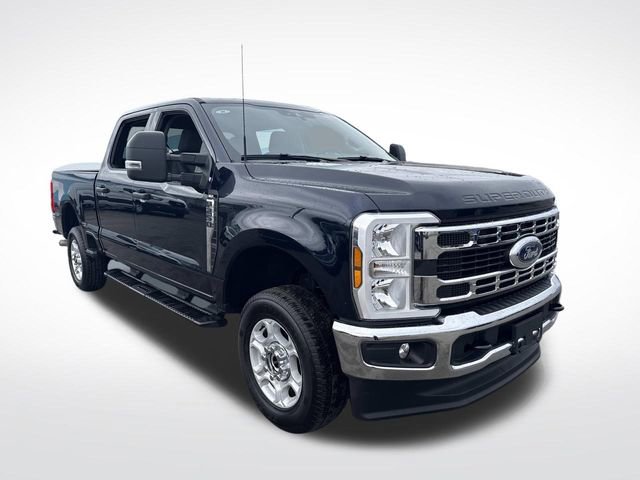 Certified 2025 Ford F250 XLT w/ Snow Plow Prep Package AWD/4WD image 7