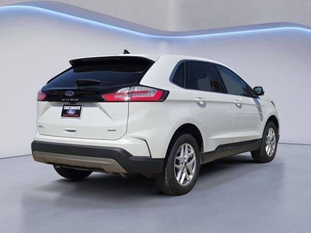 Certified 2024 Ford Edge SEL w/ Convenience Package AWD/4WD image 3