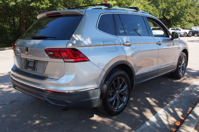 Used 2022 Volkswagen Tiguan SE FWD image 7