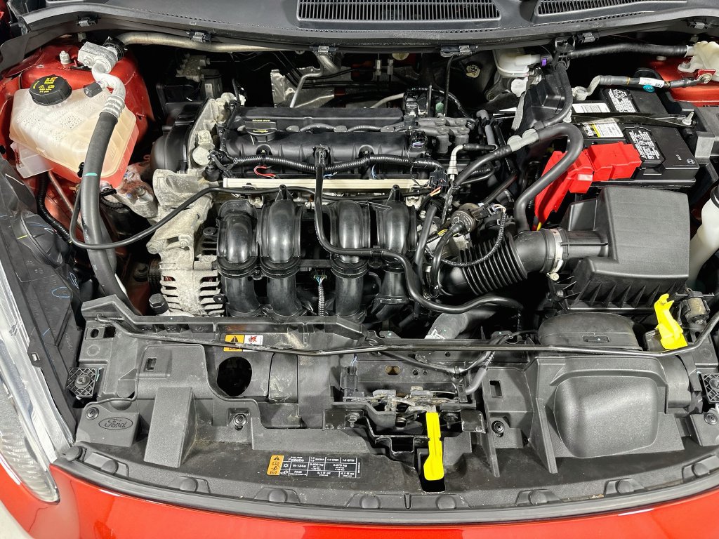 Certified 2018 Ford Fiesta SE w/ Equipment Group 201A FWD image 22