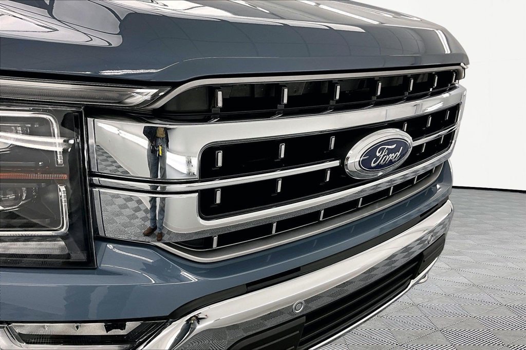 Certified 2023 Ford F150 Lariat w/ Equipment Group 502A High AWD/4WD image 29