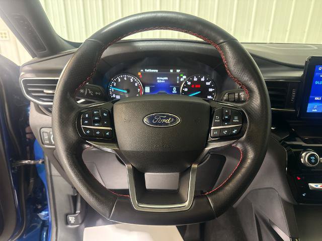 Certified 2022 Ford Explorer ST-Line w/ Class IV Trailer Tow Package AWD/4WD image 3
