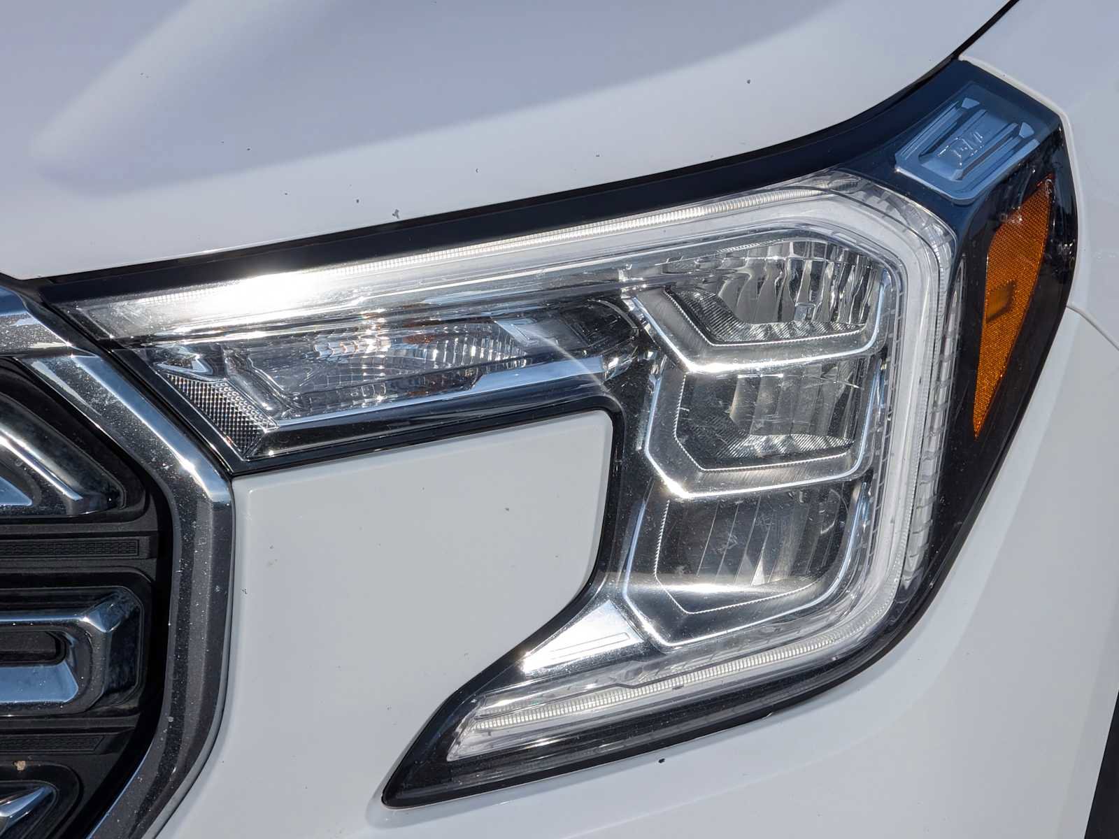Used 2022 GMC Terrain SLT AWD/4WD image 7