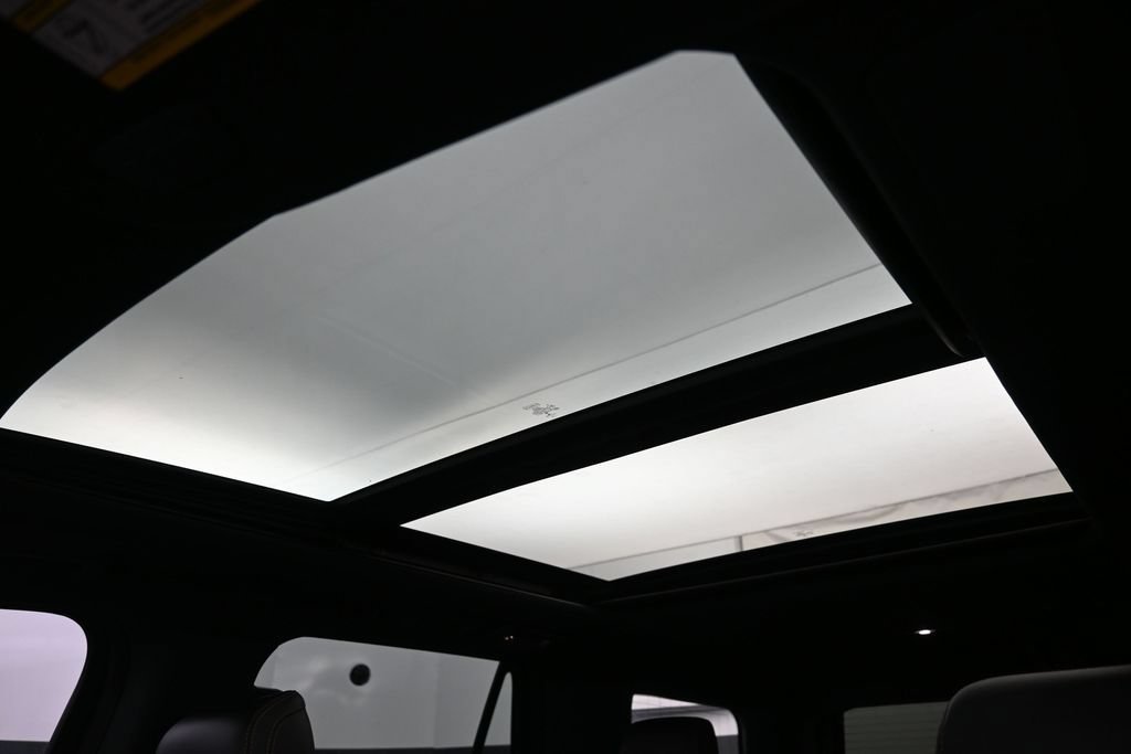 Certified 2022 Ford Expedition Platinum RWD image 2