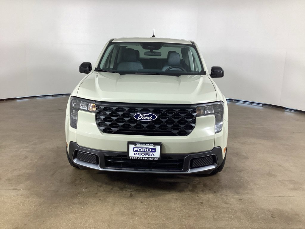 Certified 2025 Ford Maverick XLT w/ XLT Luxury Package AWD/4WD image 2
