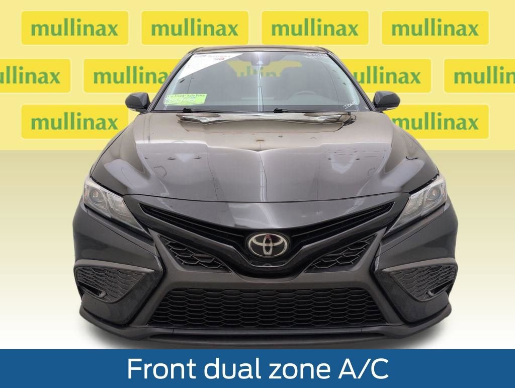 Used 2023 Toyota Camry SE image 8