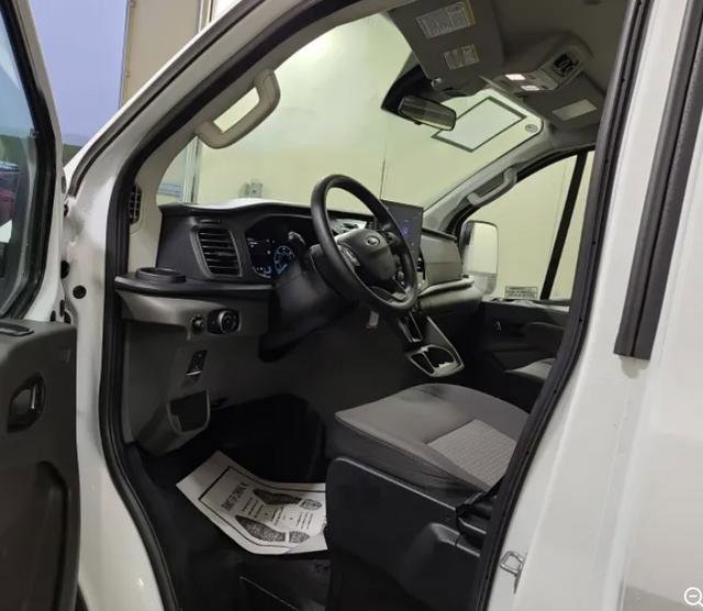 Certified 2024 Ford Transit 350 XLT image 7