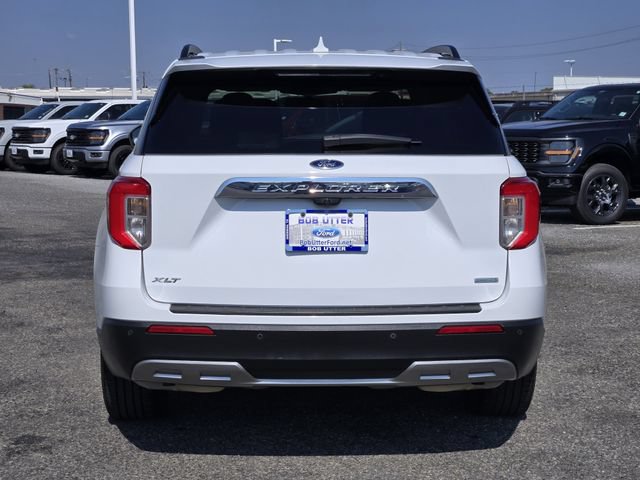 Certified 2020 Ford Explorer XLT w/ Equipment Group 202A RWD image 6