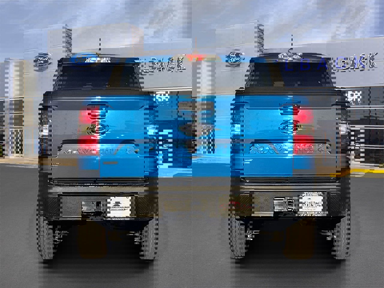 Certified 2022 Ford Maverick XL image 4