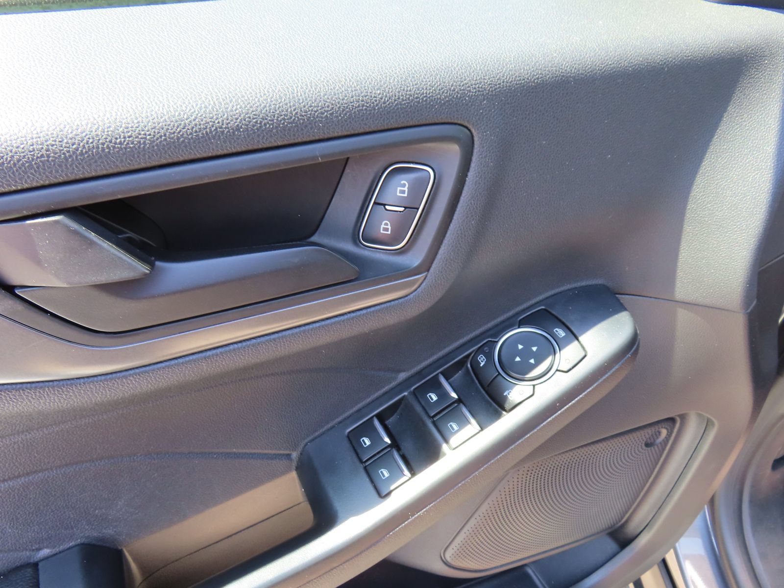Certified 2024 Ford Escape Active AWD/4WD image 12