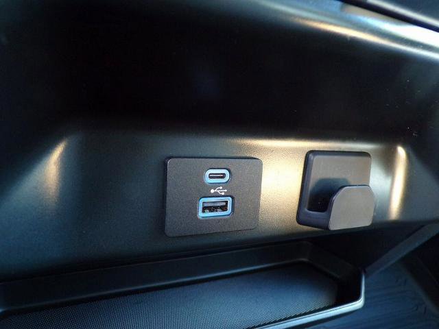 Certified 2022 Ford F150 XLT w/ Equipment Group 302A High image 24