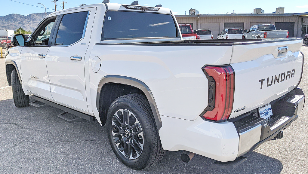 Used 2025 Toyota Tundra Limited AWD/4WD image 4
