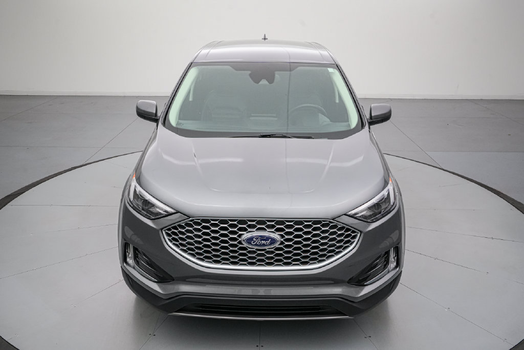Certified 2024 Ford Edge SEL w/ Convenience Package AWD/4WD image 9