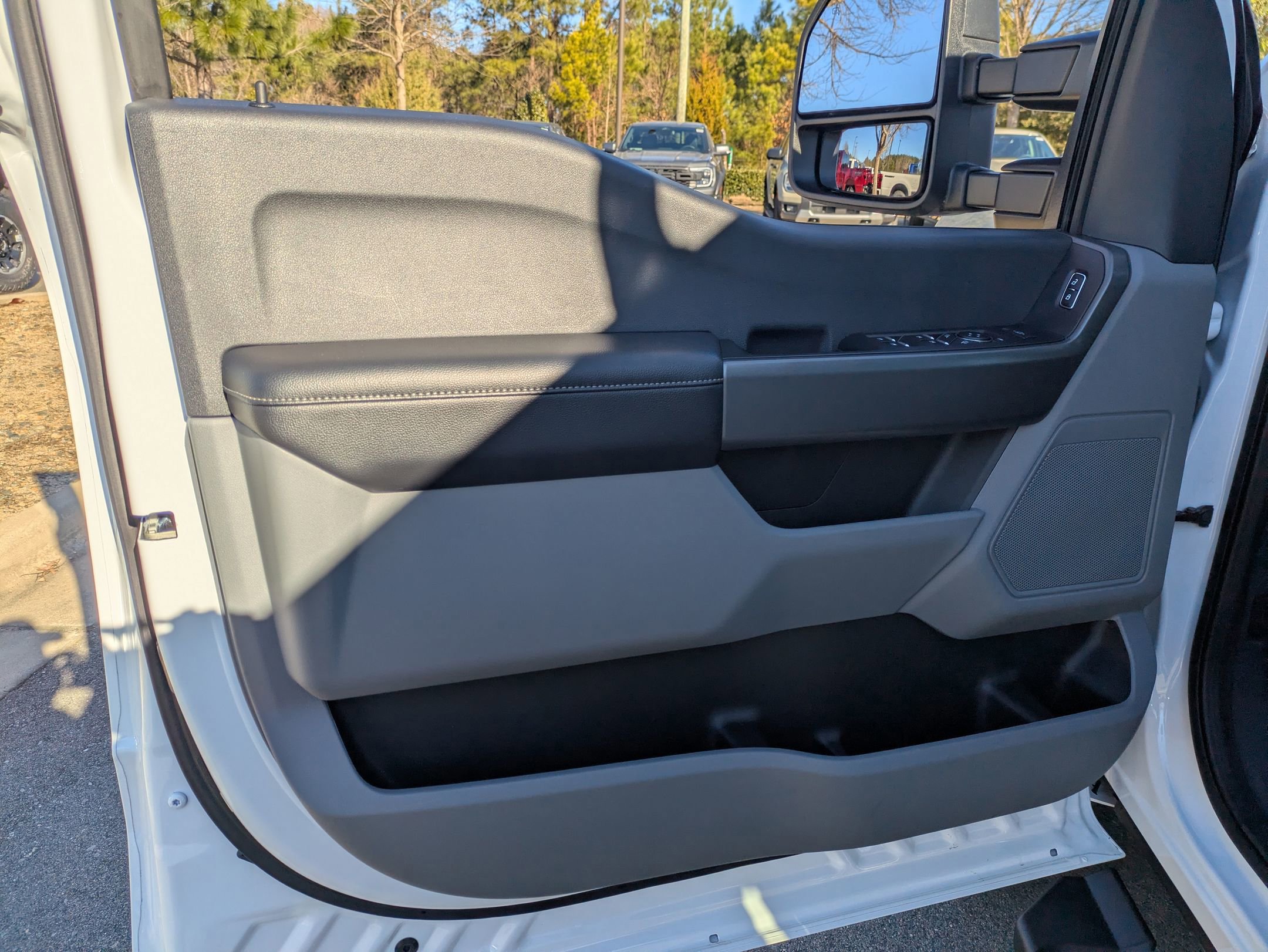 Certified 2024 Ford F250 XLT w/ FX4 Off-Road Package image 17