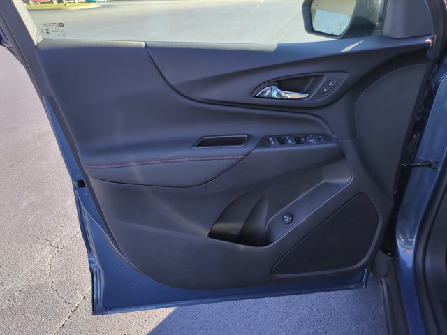 Used 2024 Chevrolet Equinox RS FWD image 11