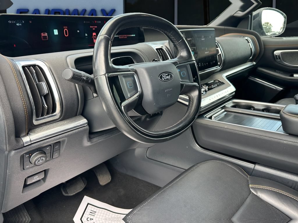 Certified 2025 Ford Expedition Tremor AWD/4WD image 16