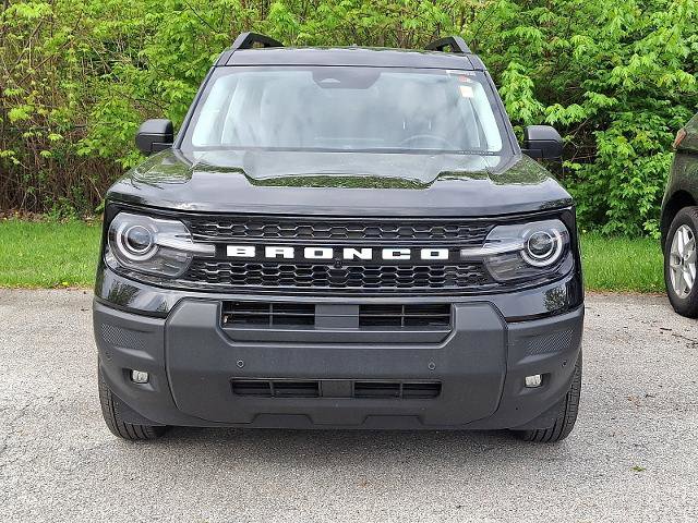 Certified 2025 Ford Bronco Sport Outer Banks w/ Outer Banks Tech Package+ AWD/4WD image 2