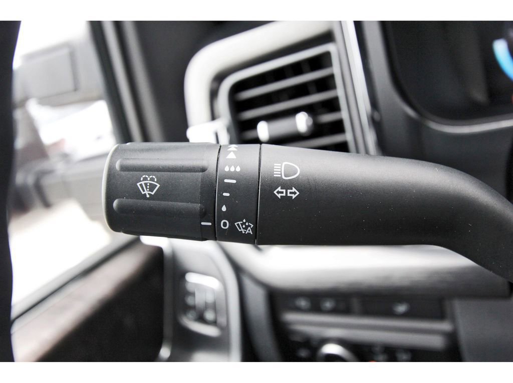 Certified 2023 Ford F250 Lariat w/ Sport Appearance Package AWD/4WD image 17