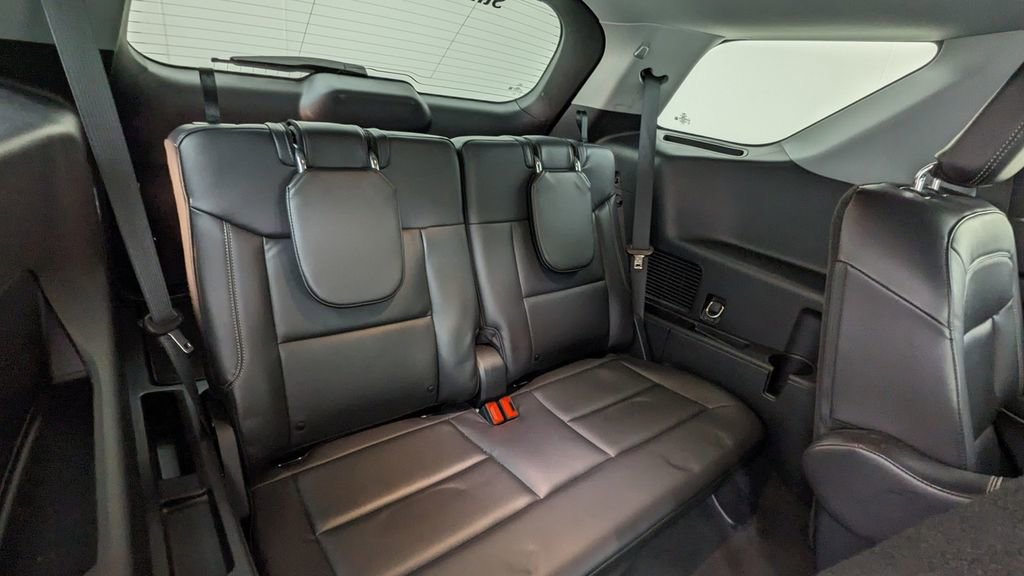 Certified 2022 Ford Explorer XLT w/ Equipment Group 202A image 37