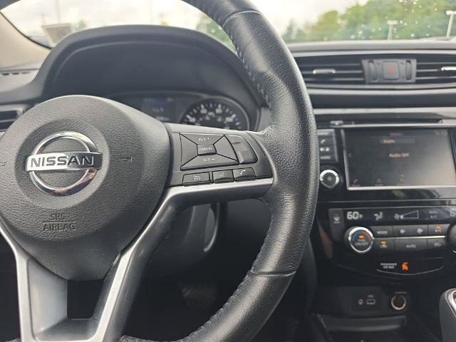Used 2018 Nissan Rogue SV AWD/4WD image 29