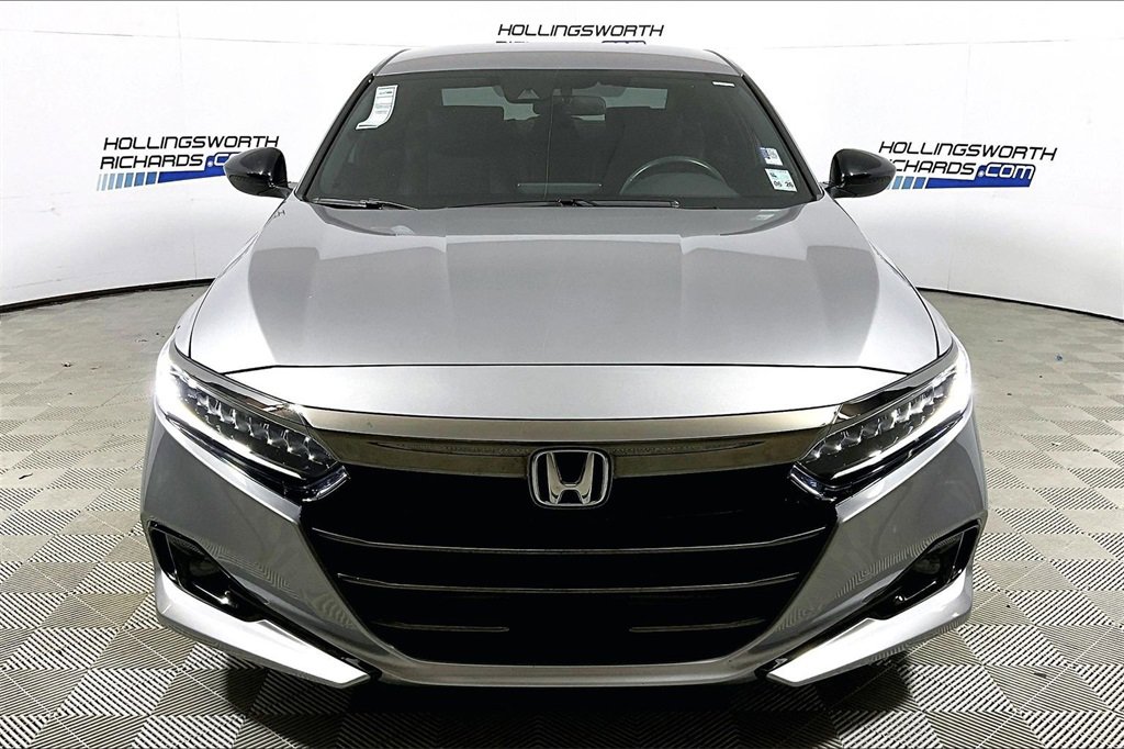 Used 2022 Honda Accord Sport image 2