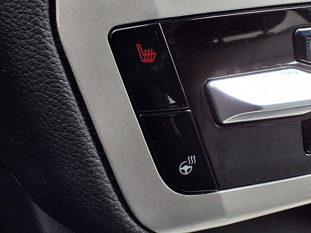 Certified 2024 Ford Explorer XLT w/ Equipment Group 202A image 5