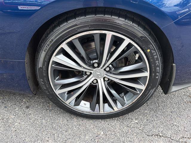 Used 2018 INFINITI Q60 3.0t Luxe w/ Sensory Package 3.0T Luxe AWD/4WD image 24