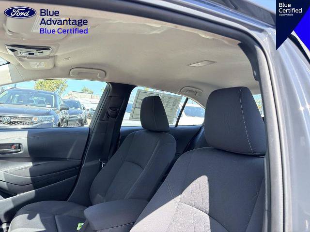 Used 2025 Toyota Corolla LE FWD image 16