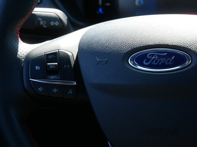 Certified 2025 Ford Escape ST-Line AWD/4WD image 18