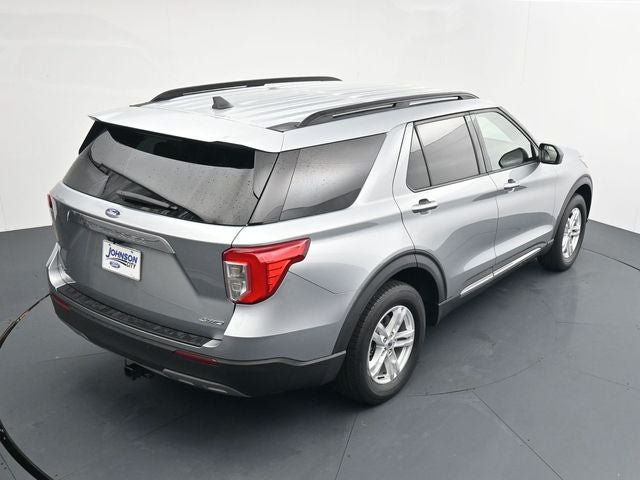 Certified 2022 Ford Explorer XLT w/ Equipment Group 202A AWD/4WD image 34