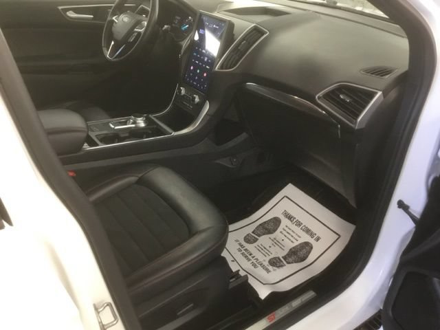 Certified 2024 Ford Edge ST-Line AWD/4WD image 13