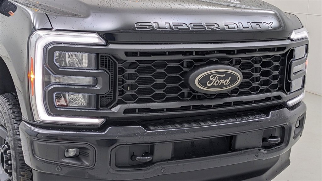 Certified 2023 Ford F250 Lariat w/ Lariat Ultimate Package image 44