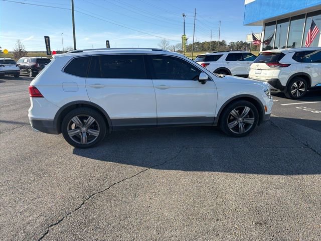 Used 2018 Volkswagen Tiguan SEL Premium image 12
