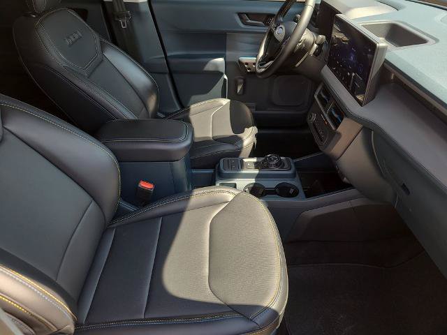 Certified 2025 Ford Maverick Lobo AWD/4WD image 11