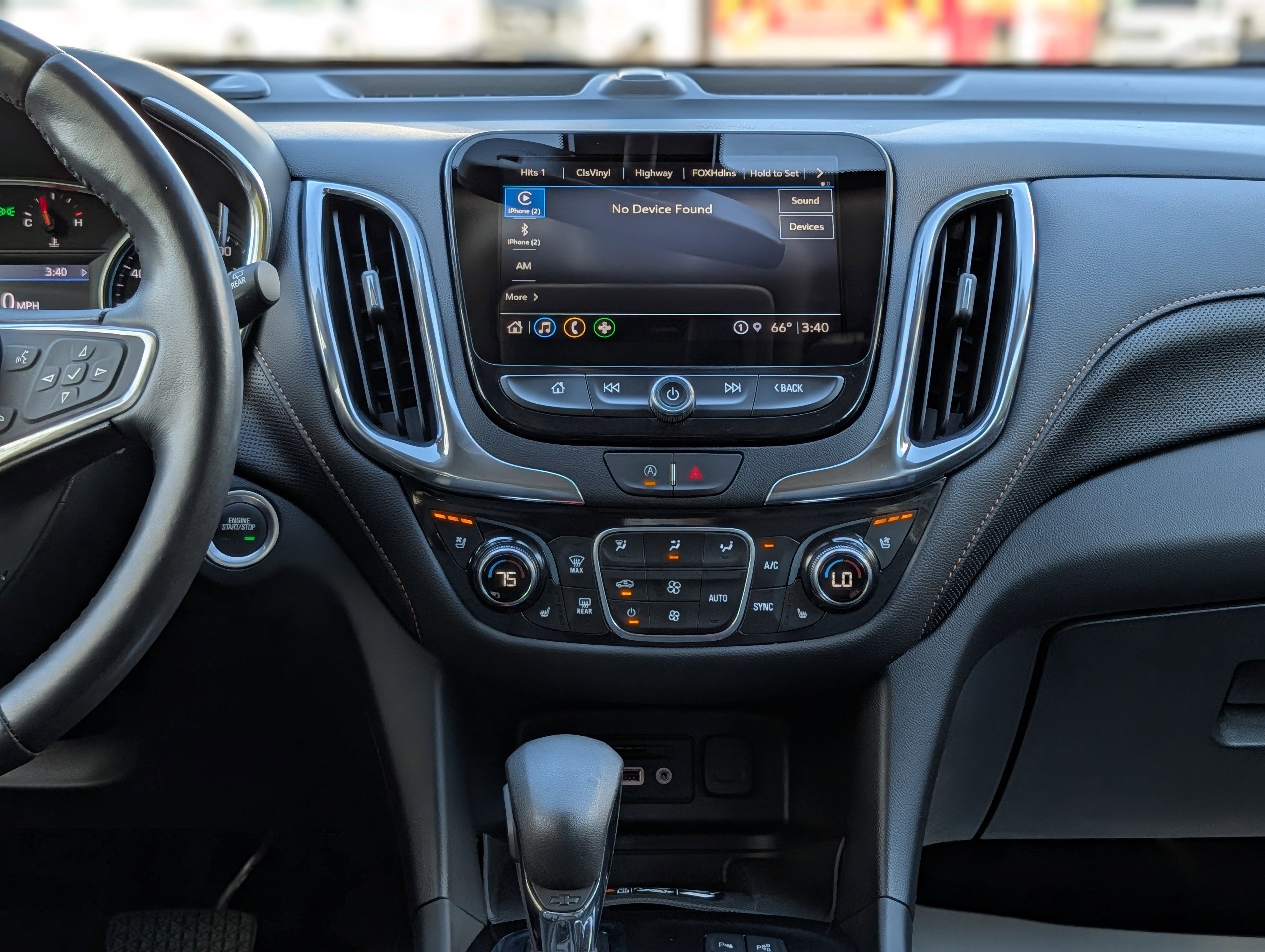 Used 2022 Chevrolet Equinox Premier image 15