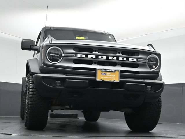 Certified 2024 Ford Bronco Big Bend w/ Sasquatch Package AWD/4WD image 38