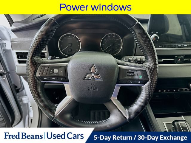 Used 2024 Mitsubishi Outlander SE AWD/4WD image 13