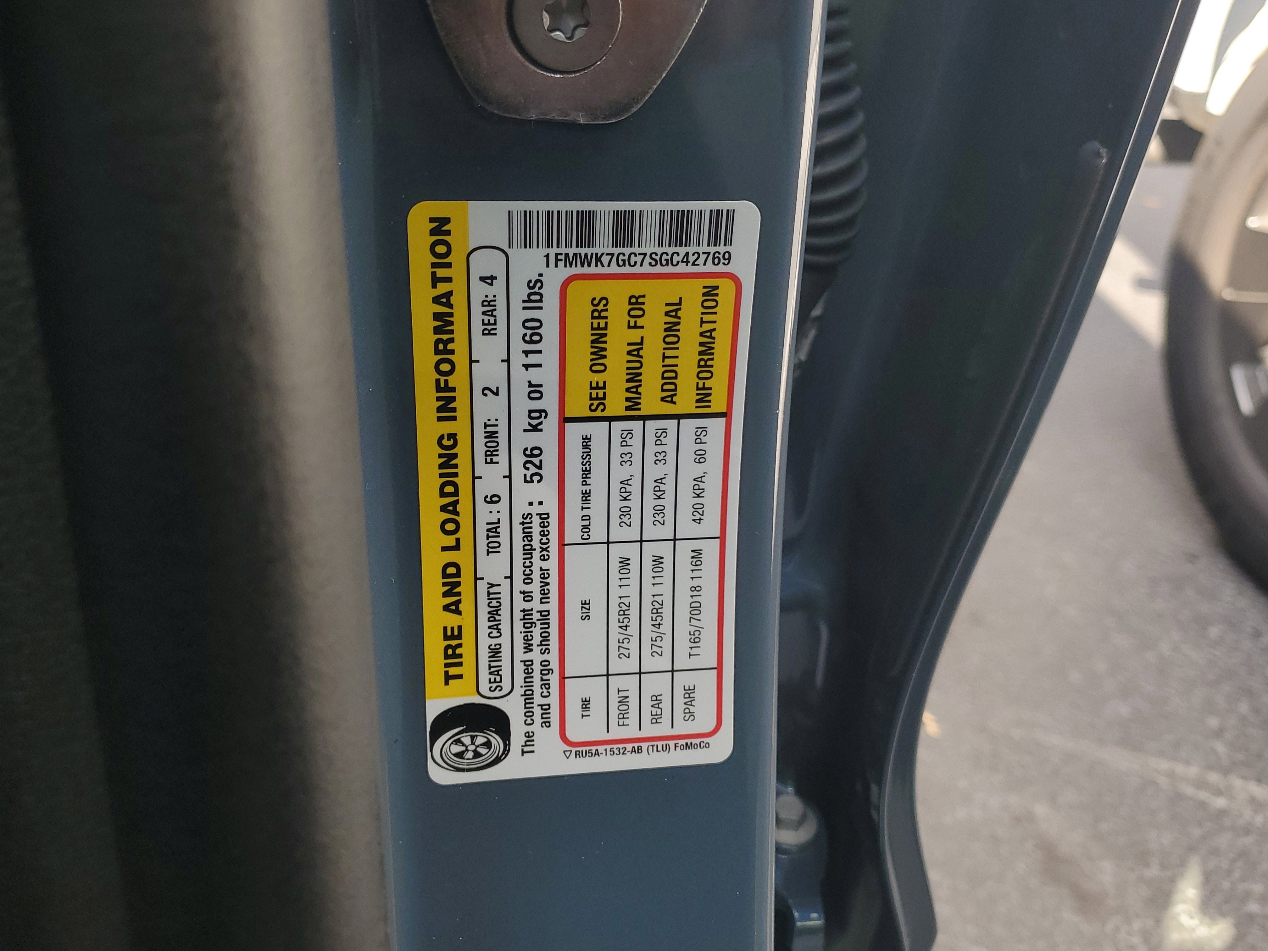 Certified 2025 Ford Explorer ST image 32