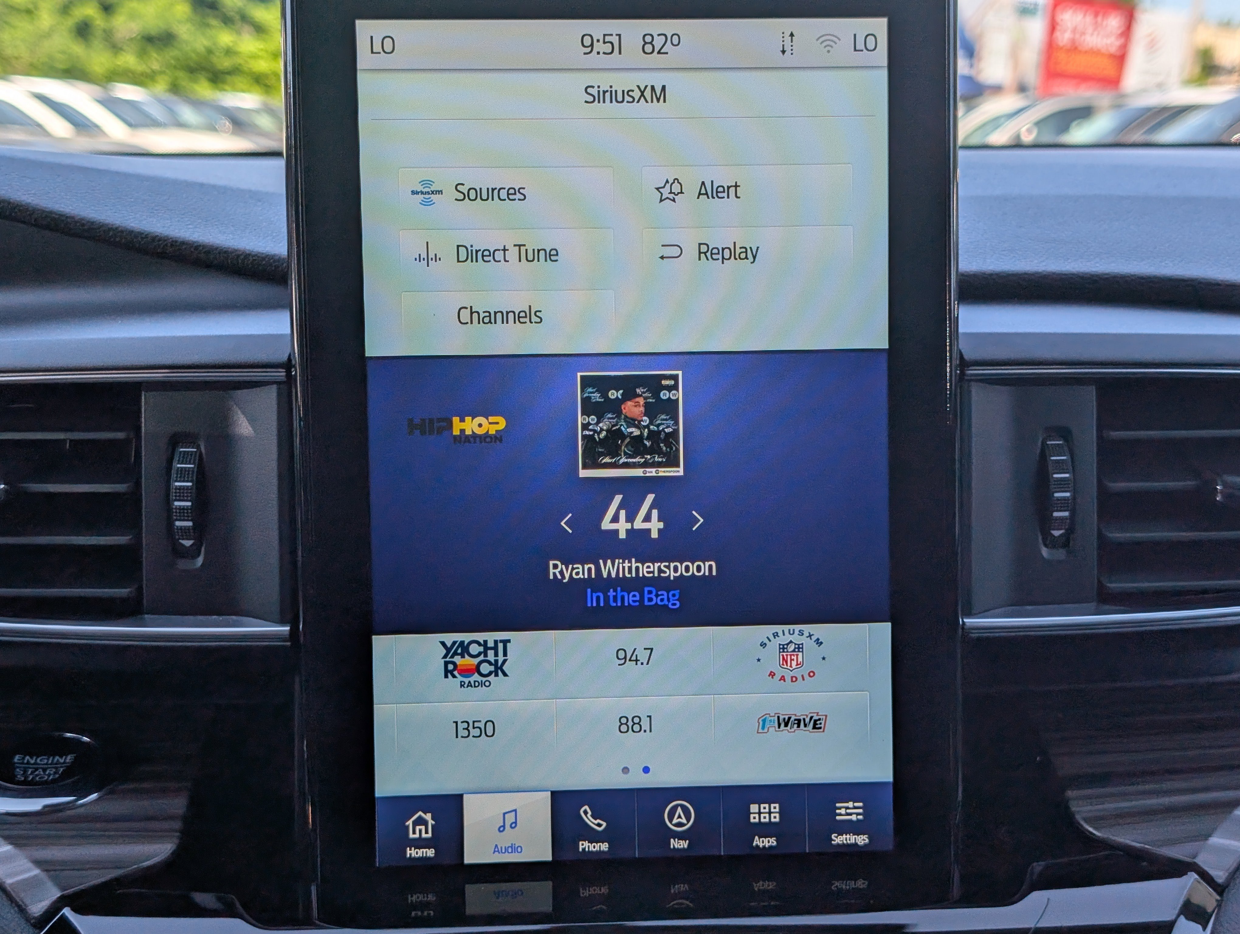 Certified 2022 Ford Explorer Limited w/ Limited Technology Package AWD/4WD image 33