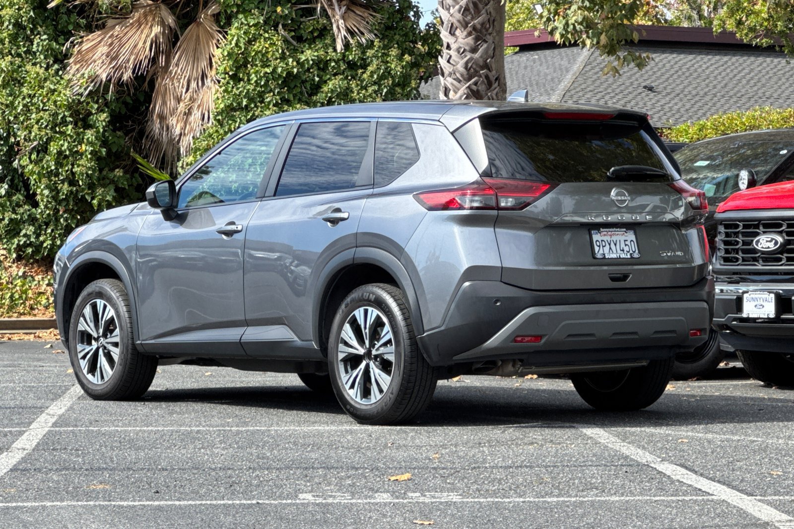 Used 2023 Nissan Rogue SV AWD/4WD image 6